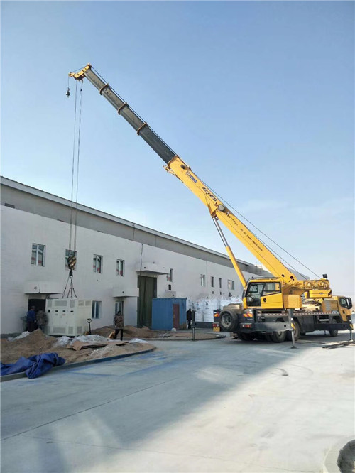 东丽区“超载就喊停”—— 吊车的 “重量保镖” 技术